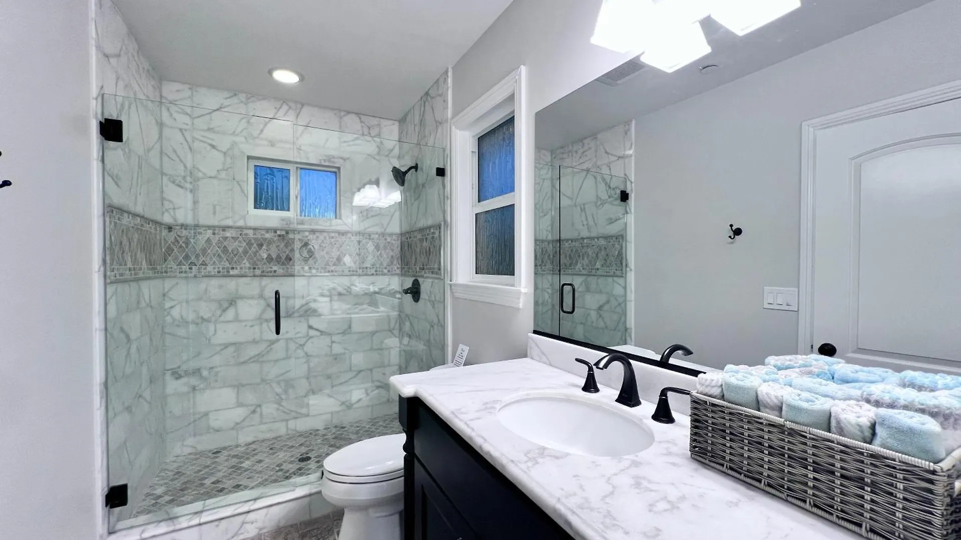Сasa de vacaciones Spectacular 5 Bedroom, 4 Bath Pool Home Near Disney Anaheim Estados Unidos